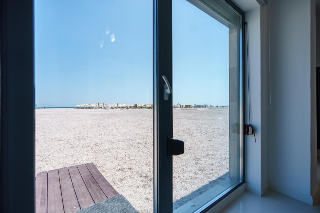 Beach Rooms Roberta Mamaia Esterno foto